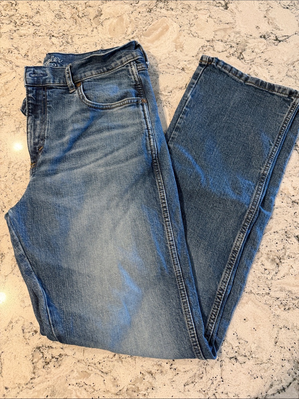 Wrangler Men's Light Blue Straight Jeans